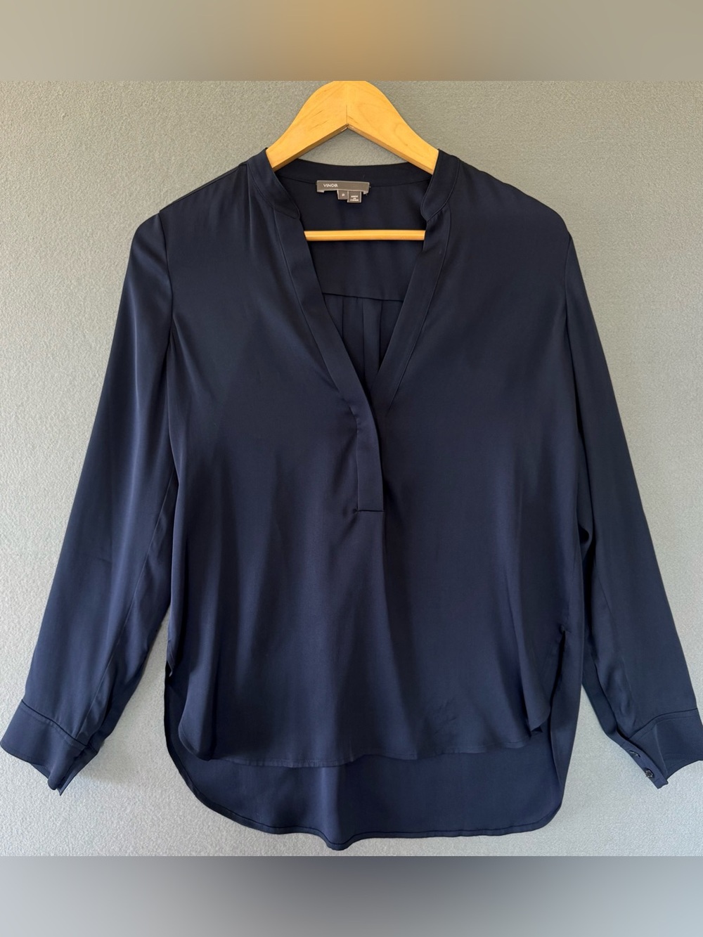 Vince Stretch Silk Popover Blouse Navy Blue Long Sleeve Size 2
